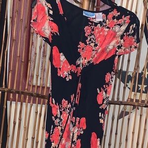 April Why Not Maxi Dress Size Medium